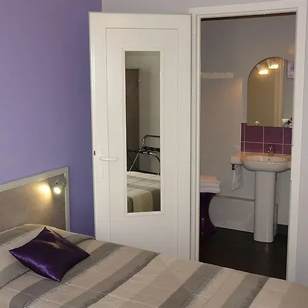 Barnea فندق بياريتز