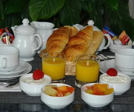 Hotel Barnea 3*