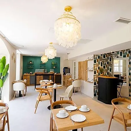 Barnea Hotel 3*