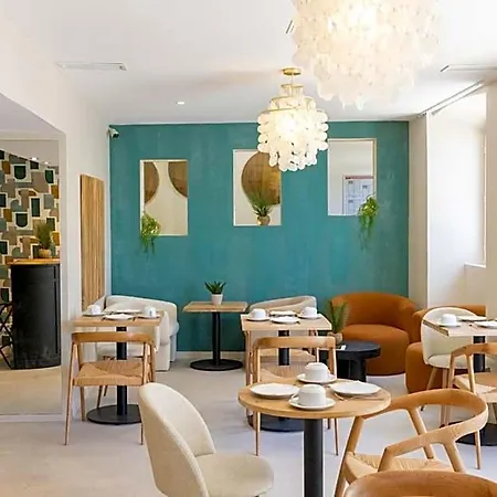 Barnea Hotel